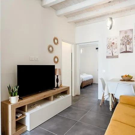 Keyroom Patio & Parking Near Holiday home *