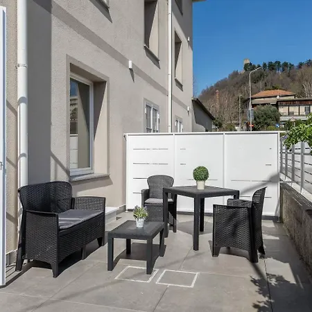Holiday home Keyroom Patio & Parking Near Como