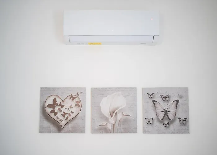 Keyroom - Patio & Parking Near * Como