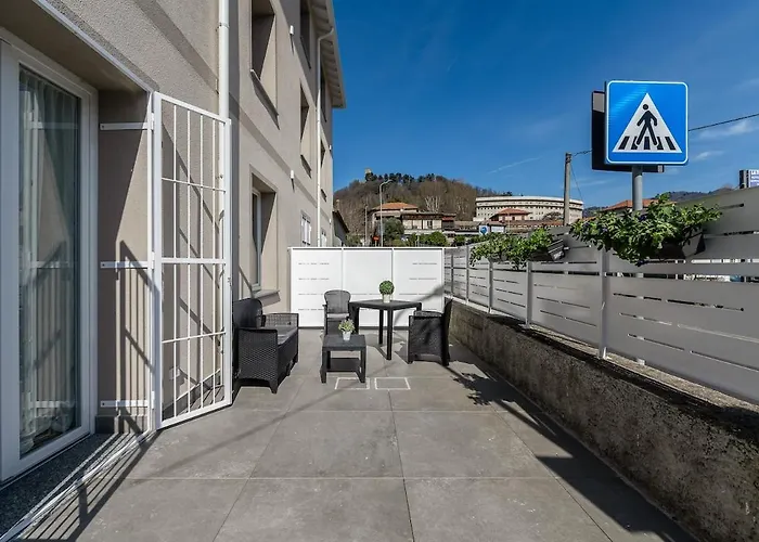 Keyroom - Patio & Parking Near